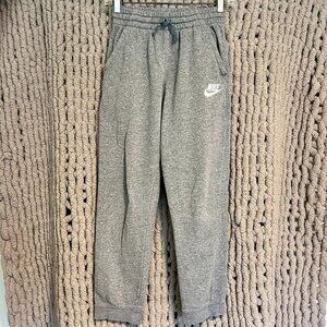 Nike Grey Fleece Joggers – Youth Size Large
